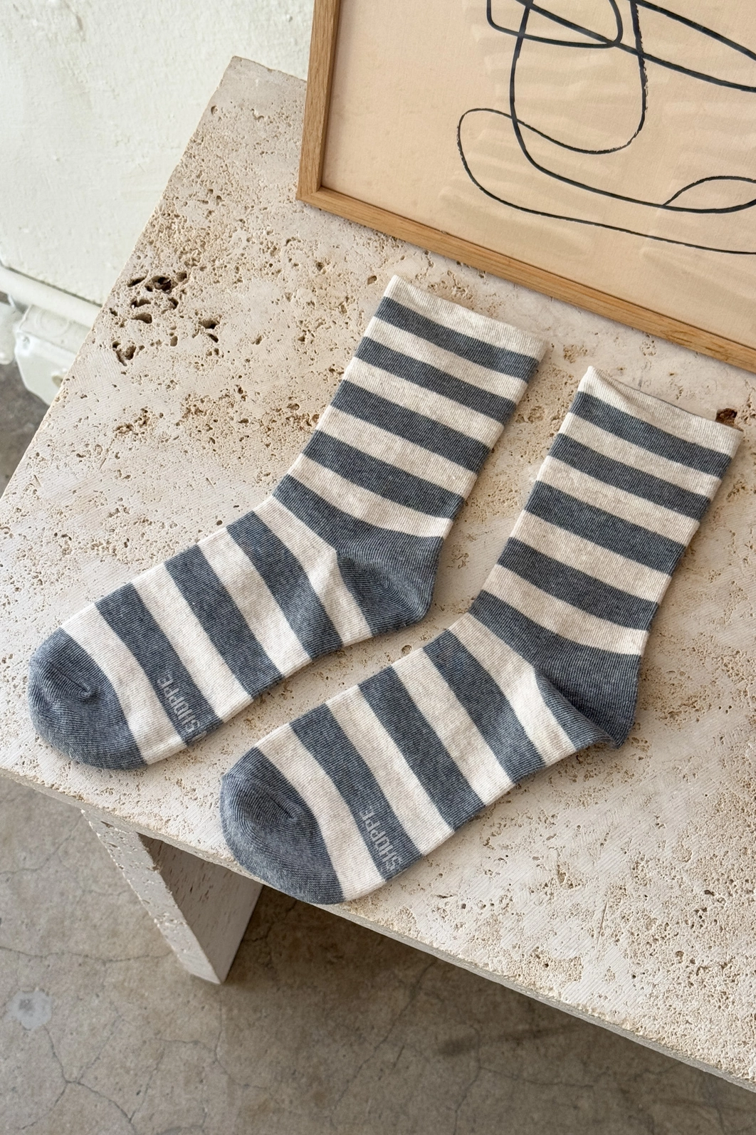 Wide Grey Stripe - Wally Socks