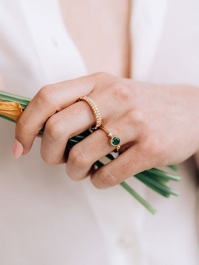 Dew Drop Emerald Bonheur Ring